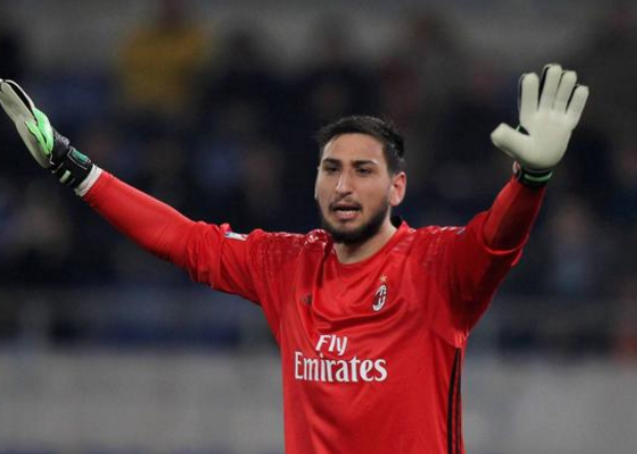 多納魯馬：足球征程中的榮耀、挑戰(zhàn)與成長