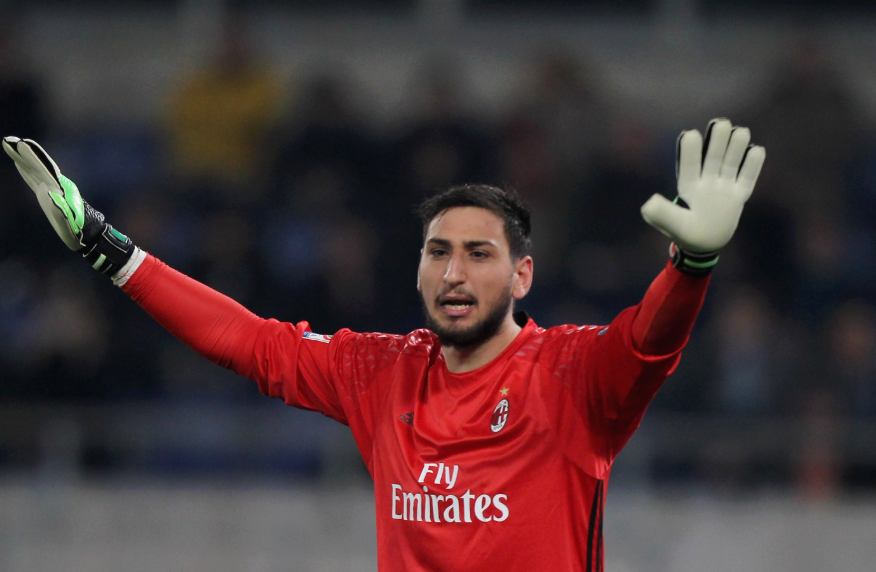 十年首秀紀念日：多納魯馬社媒曬圖追憶往昔，曼城新援感恩成長