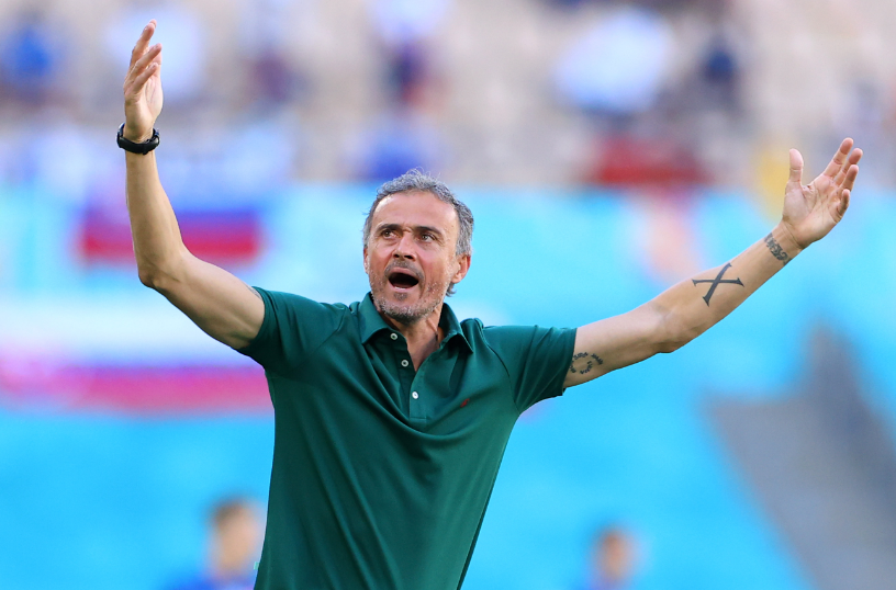 法甲賽場：恩里克盛贊阿什拉夫，巴黎展現(xiàn)穩(wěn)定自信氣質(zhì)