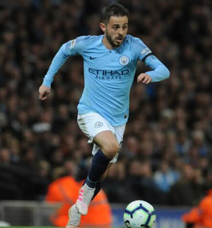 曼城強(qiáng)勢復(fù)蘇：B席談防守關(guān)鍵與維拉之戰(zhàn)展望