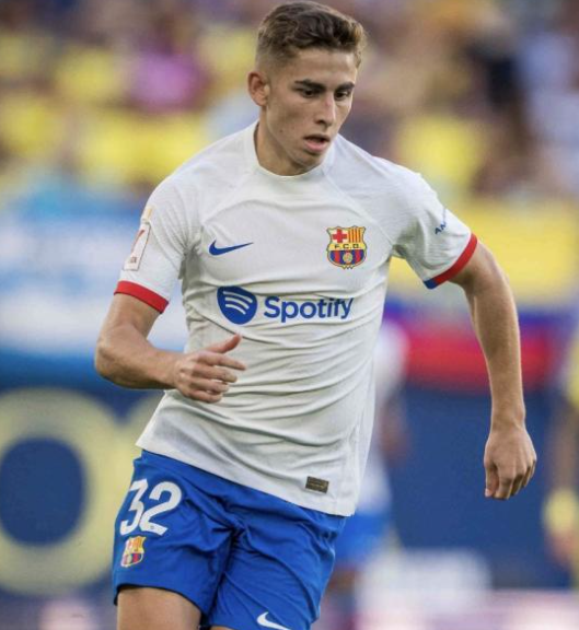 西甲第10輪焦點戰(zhàn)：巴薩客場惜敗皇馬，費爾明致謝球迷展望未來