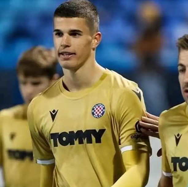 盧卡 - 武什科維奇：逐夢熱刺，拒絕曼城背后的抉擇