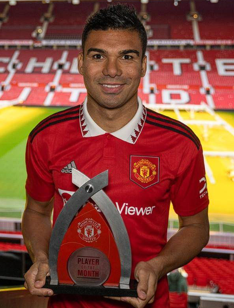 曼聯(lián)中場(chǎng)卡塞米羅：合約將至，未來(lái)何去何從