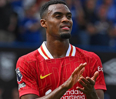 利物浦勝維拉后，斯洛特談赫拉芬貝赫傷情與后續(xù)賽事安排