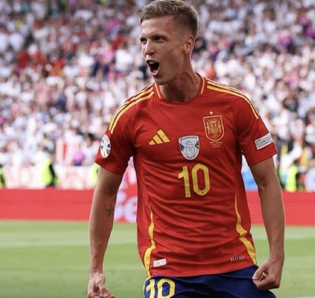 奧爾莫復(fù)出：傷病歸來(lái)后的賽場(chǎng)表現(xiàn)與數(shù)據(jù)剖析