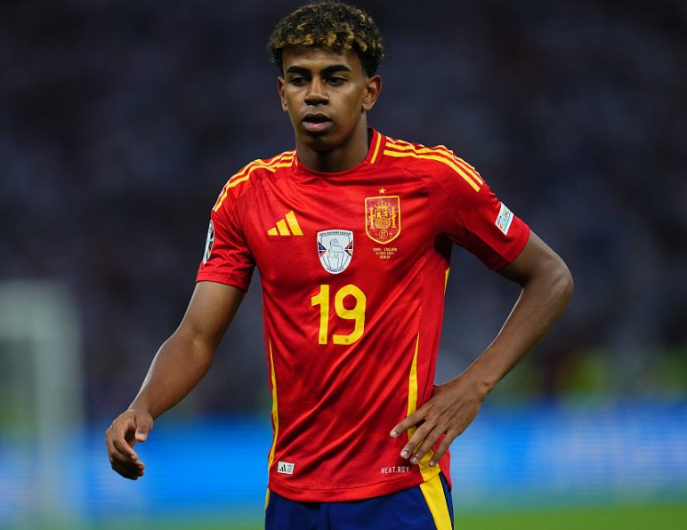 伊涅斯塔談巴薩現(xiàn)狀、球員成長與教練規(guī)劃