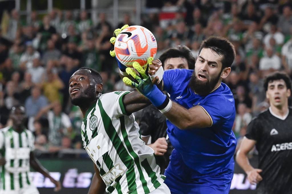 歐冠黑馬激戰(zhàn)藍(lán)軍，卡拉巴赫主場(chǎng)迎大考