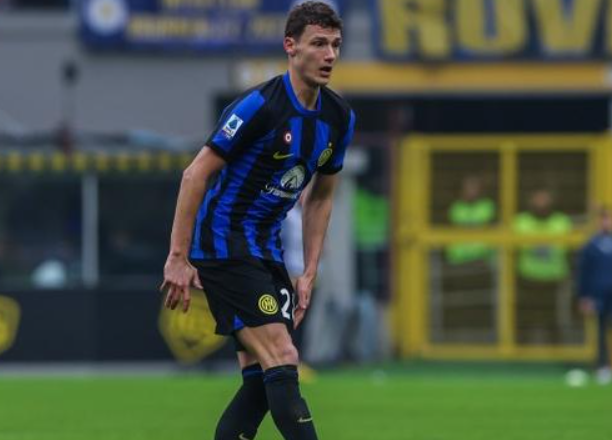 德澤爾比談帕瓦爾：狀態(tài)掙扎，需冷靜調(diào)整以重返國家隊