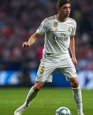 <a href='https://www.m.temos-conference.com/news/tag/286.html' style='color: blue;'>皇馬</a>陣容變動(dòng)：瓊阿梅尼傷退，巴爾韋德重歸中場(chǎng)核心位