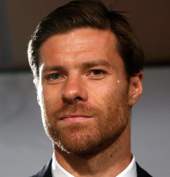 巴爾韋德位置變遷：從右后衛(wèi)回歸中場背后的戰(zhàn)術(shù)考量