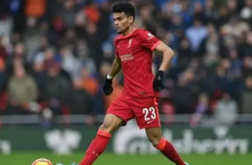 德甲賽場風(fēng)云：拜仁客場絕平柏林聯(lián)，孔帕尼賽后深度剖析