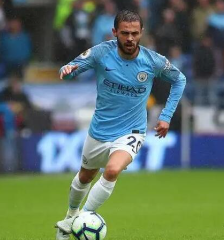 B席剖析葡萄牙負(fù)于愛爾蘭：攻防轉(zhuǎn)換失當(dāng)，全力爭(zhēng)取<a href='https://www.m.temos-conference.com/news/tag/557.html' style='color: blue;'>世界杯</a>資格