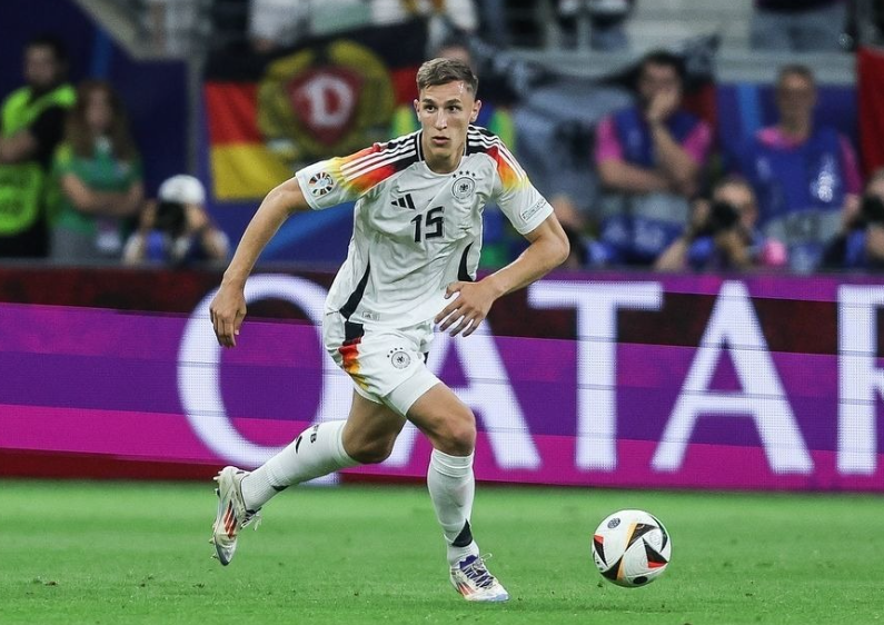 巴薩中衛(wèi)引援：多線考察，尋防線新支柱