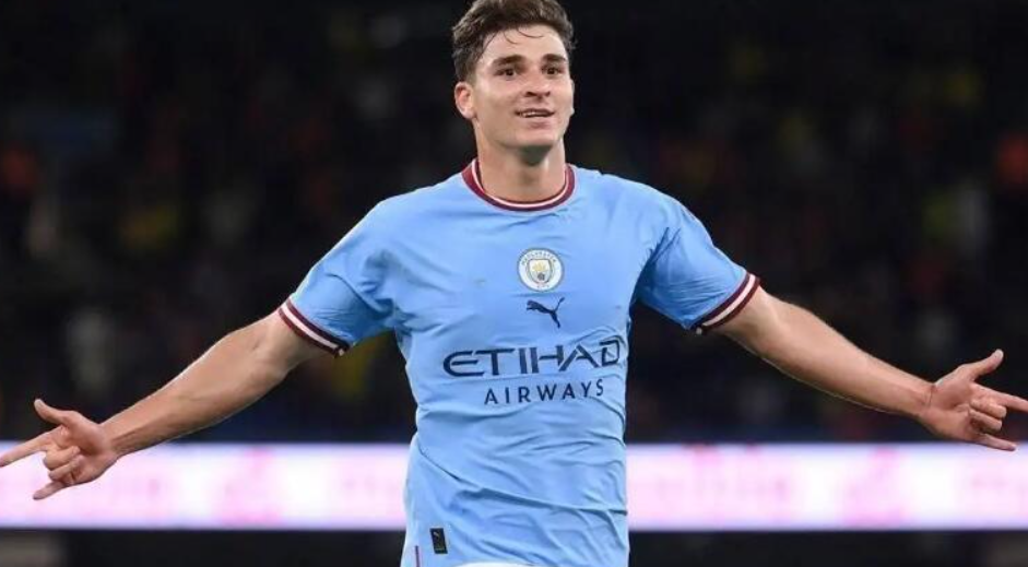 阿爾瓦雷斯轉(zhuǎn)會巴黎圣日耳曼傳聞分析