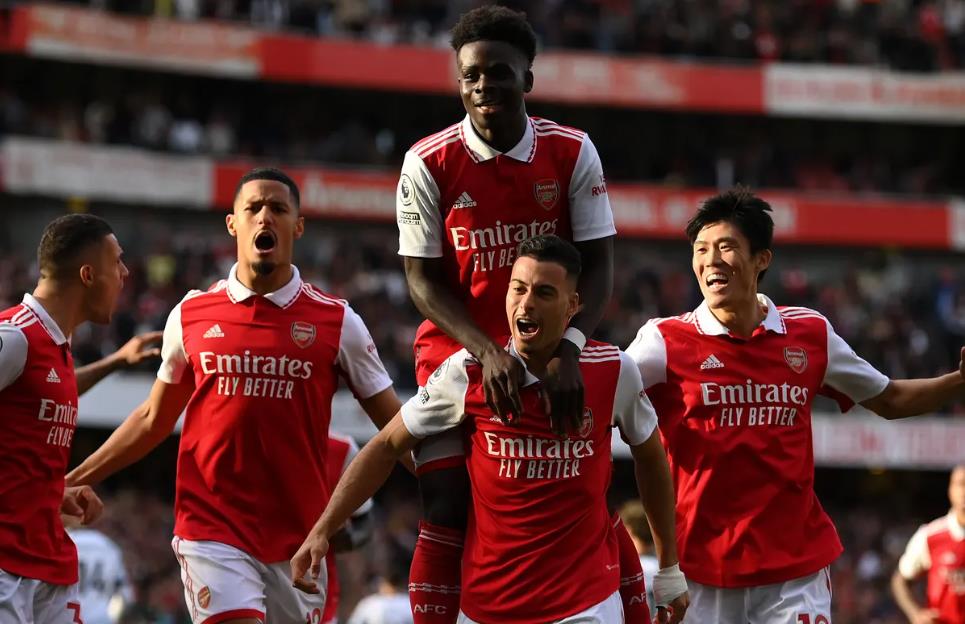 酋長球場見證復(fù)興：阿森納歐冠狂飆突進(jìn)