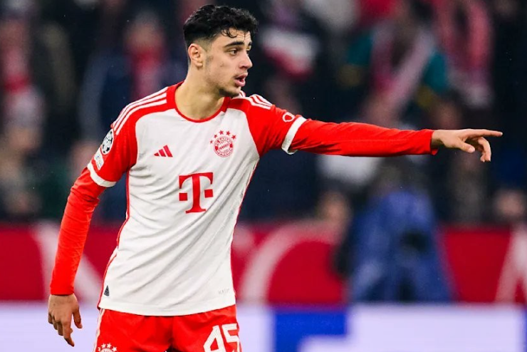 拜仁逆轉弗賴堡：帕夫洛維奇談賽場得失與<a href='https://www.m.temos-conference.com/news/tag/260.html' style='color: blue;'>歐冠</a>備戰(zhàn)