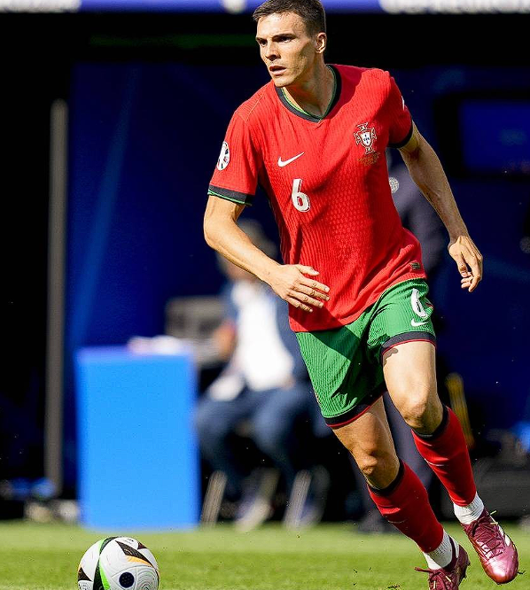 帕利尼亞硬氣回?fù)襞u(píng)，展望北倫敦德比