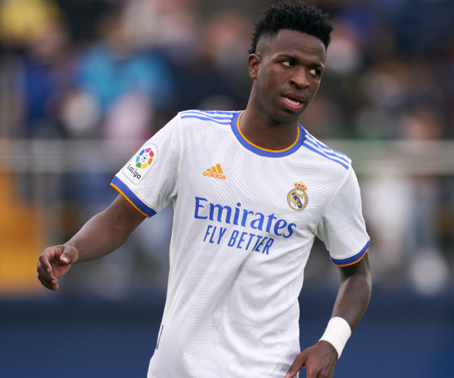 維尼修斯轉(zhuǎn)會風(fēng)云：曼聯(lián)利物浦競逐，皇馬未來存疑